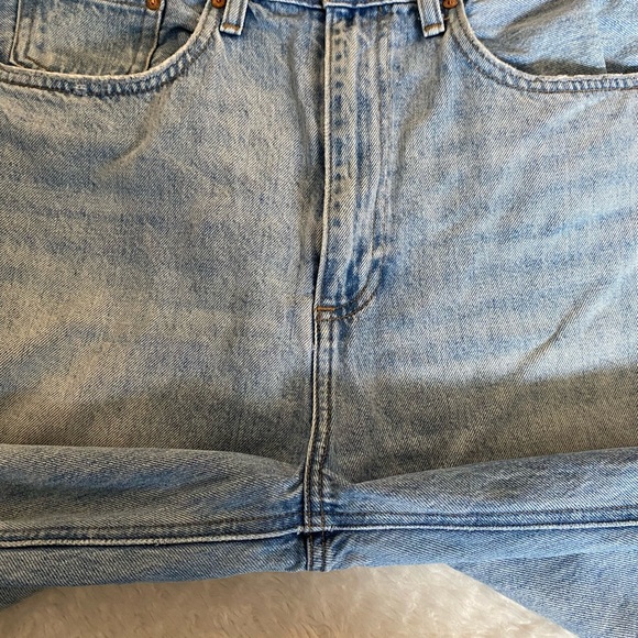 Aritiza Gia Highrise Carrot 26L - Size 32 - Picture 5 of 6